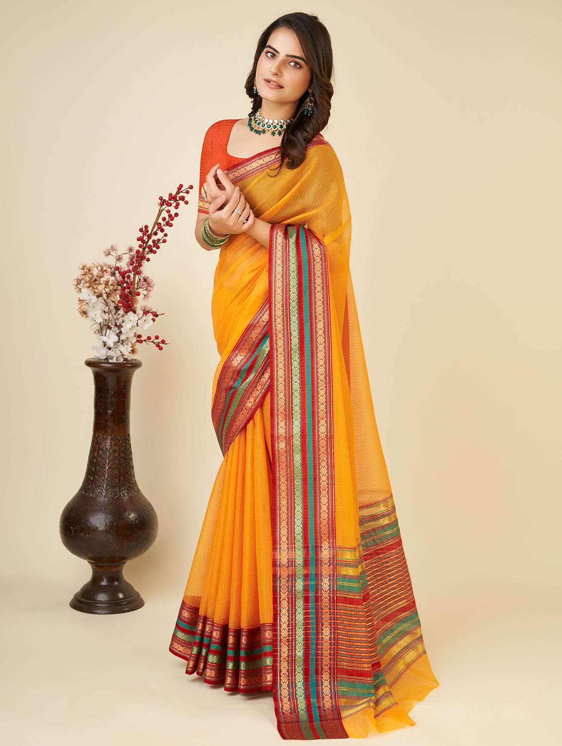 women solid with bordered saree with blouse - 22187894 -  Standard Image - 2
