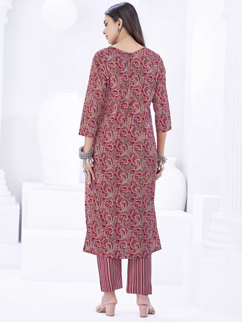 women paisley three quarter sleeve kurta pant with dupatta set - 22203062 -  Standard Image - 2