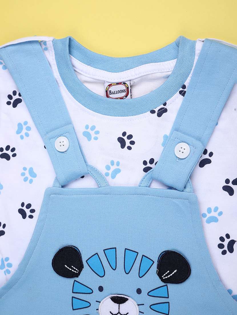 kids printed t-shirt with dungree set - 22217502 -  Standard Image - 2