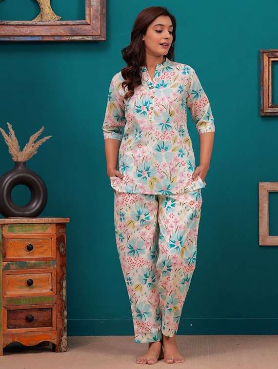 women printed nightwear pyjama set