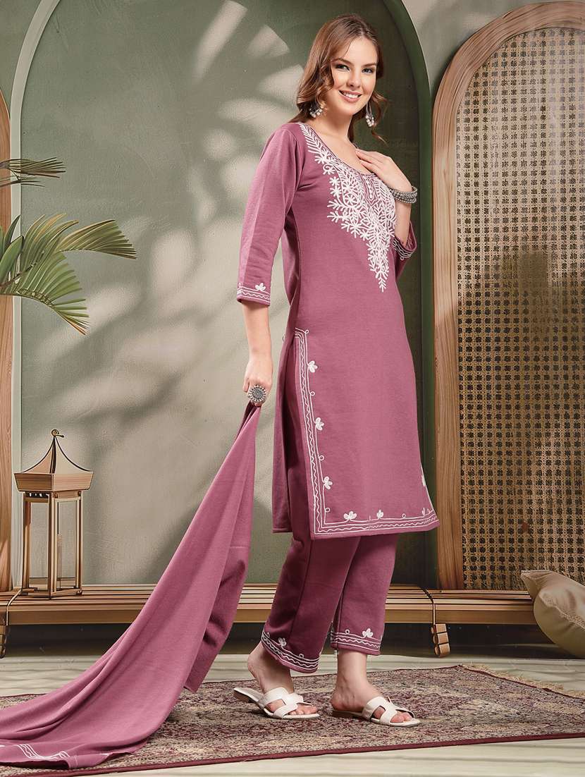 women embroidered woolen kurta and pant set with dupatta - 22219902 -  Standard Image - 2