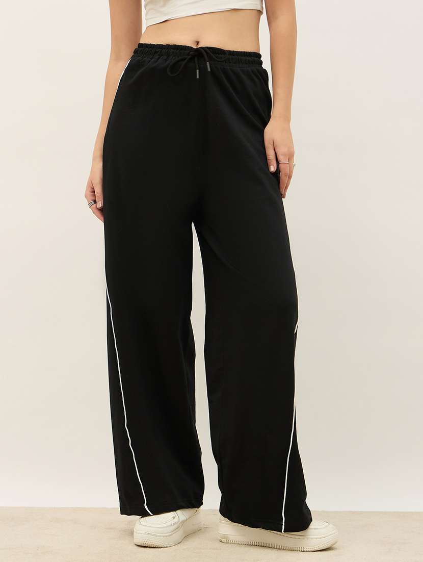 women solid high rise relaxed fit track pant