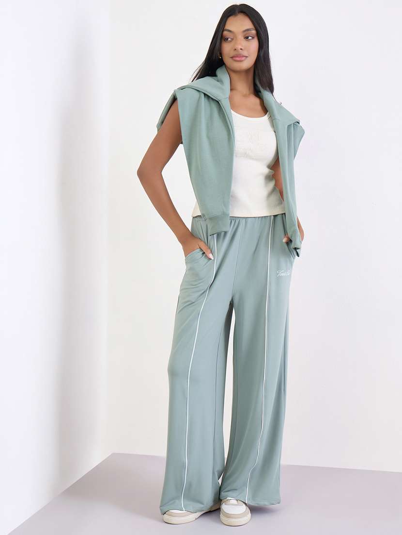 women solid high rise relaxed fit track pant - 22219924 -  Standard Image - 2