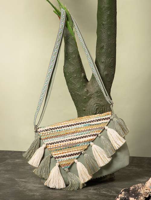  women striped cotton sling bag with tassels - 22220094 -  Standard Image - 0