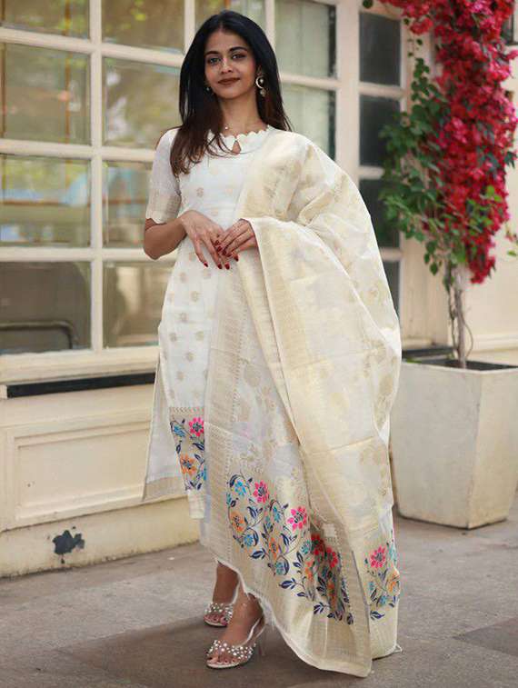 women self design short sleeve kurta pant with dupatta set - 22220189 -  Standard Image - 2