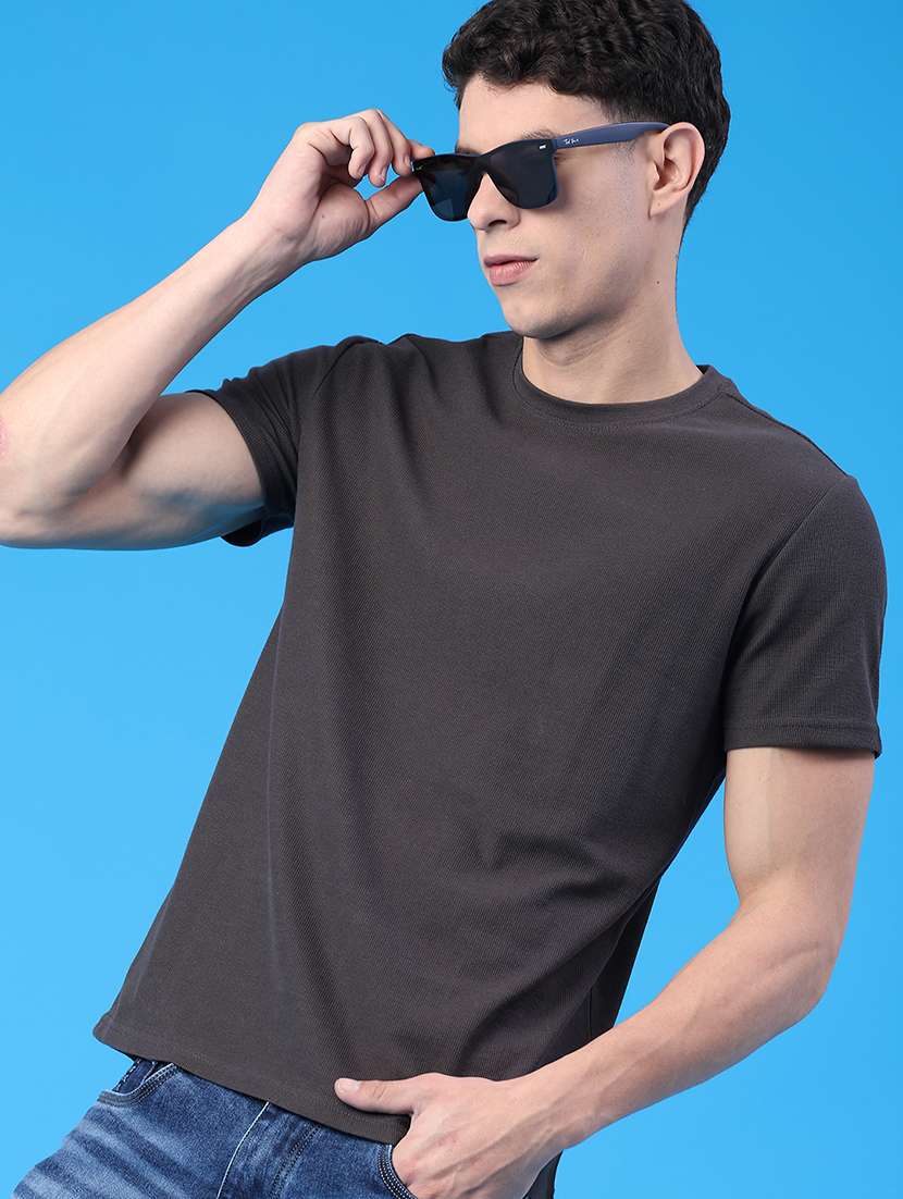 men textured short sleeve slim fit t-shirt