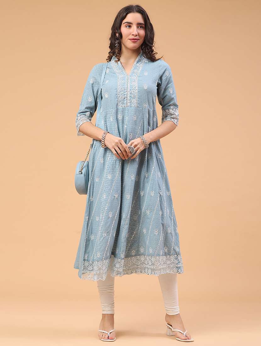 women self design three quarter sleeve a-line kurta