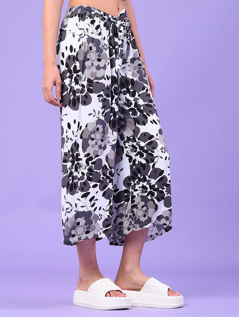 women floral mid rise culottes trouser - 22223202 -  Standard Image - 2