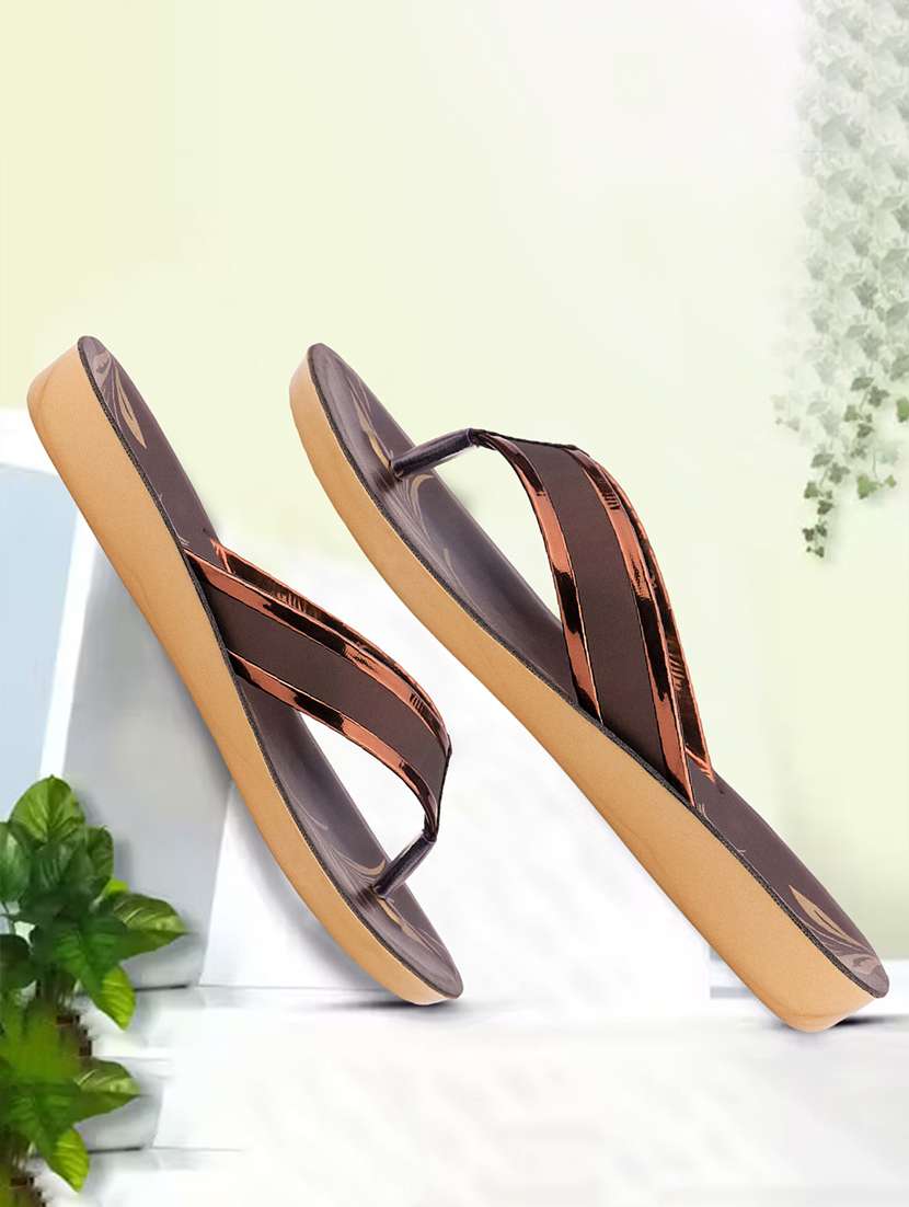 women solid slip on flat sandals