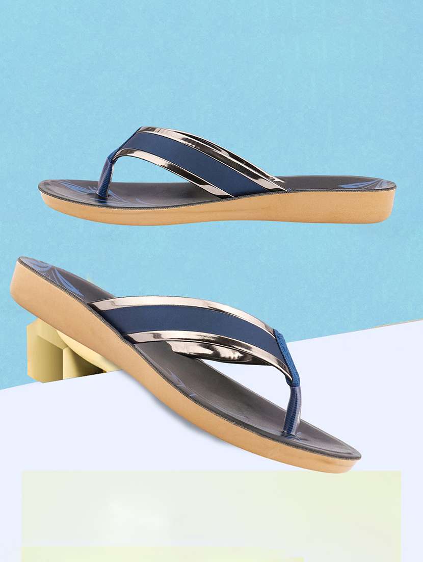 women solid slip on flip flop