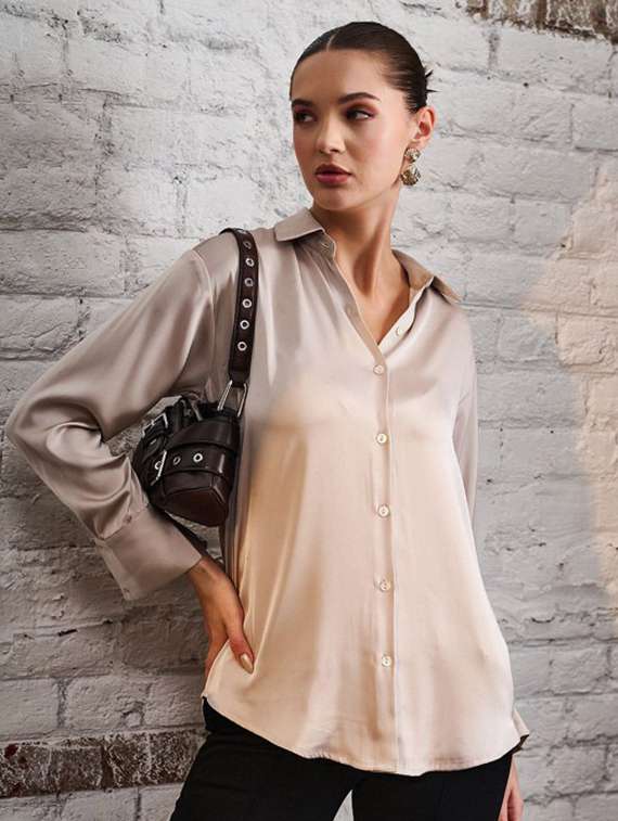 women solid collared long sleeve shirt