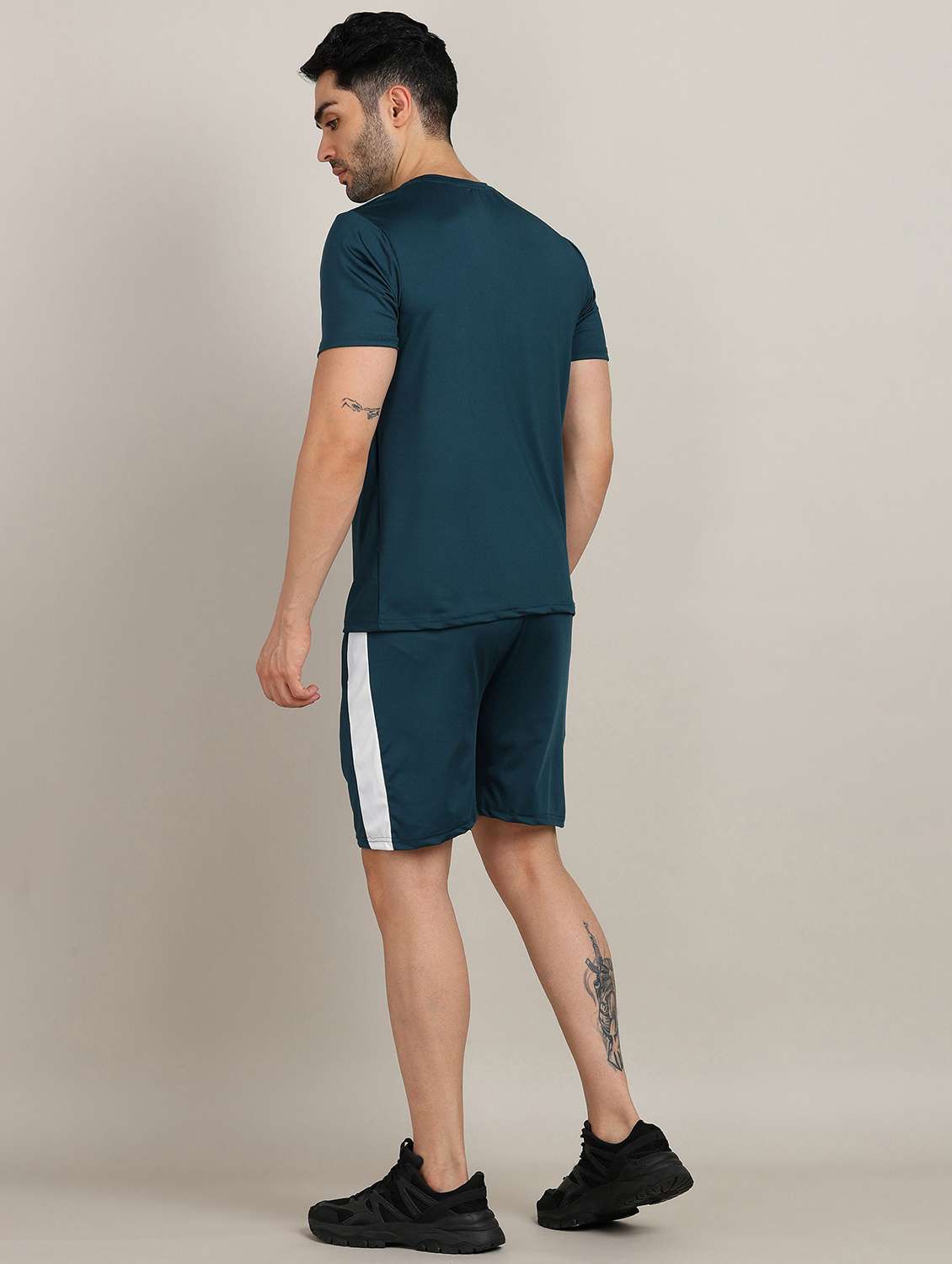 men color block shorts & t-shirt co-ord set - 22224353 -  Standard Image - 2