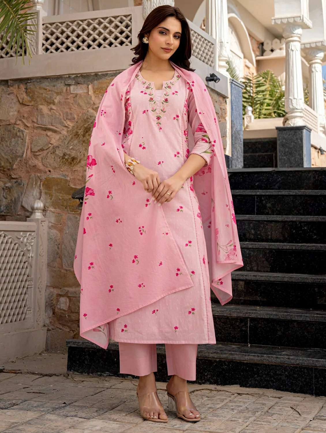 women floral three quarter sleeve kurta pant with dupatta set