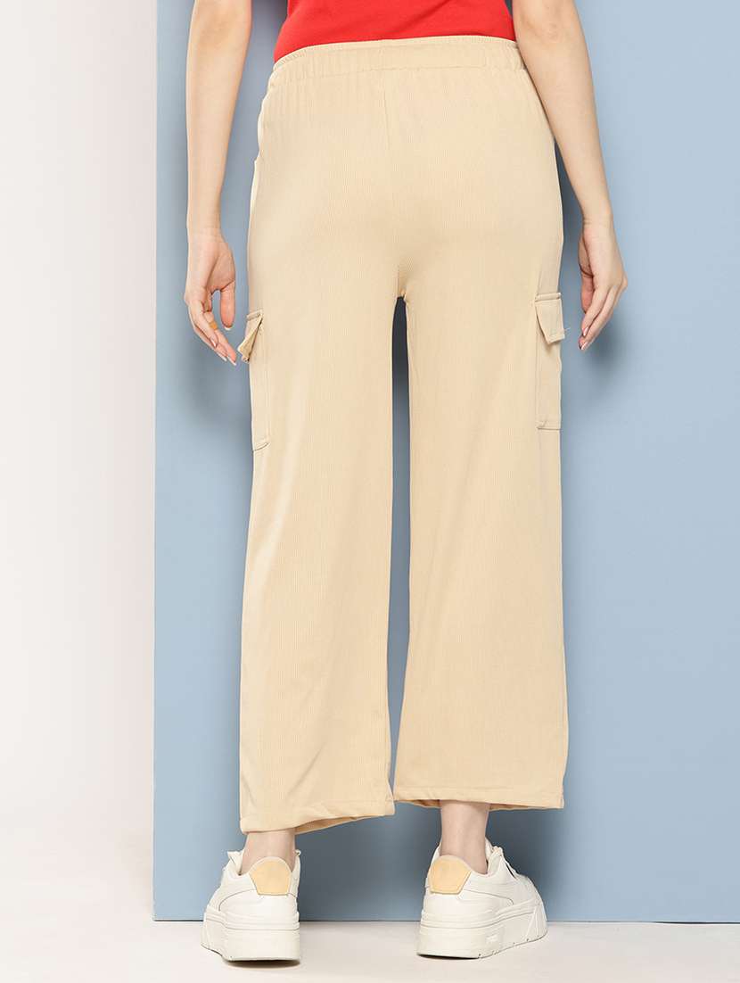 women solid mid rise regular fit cargo - 22224849 -  Standard Image - 2