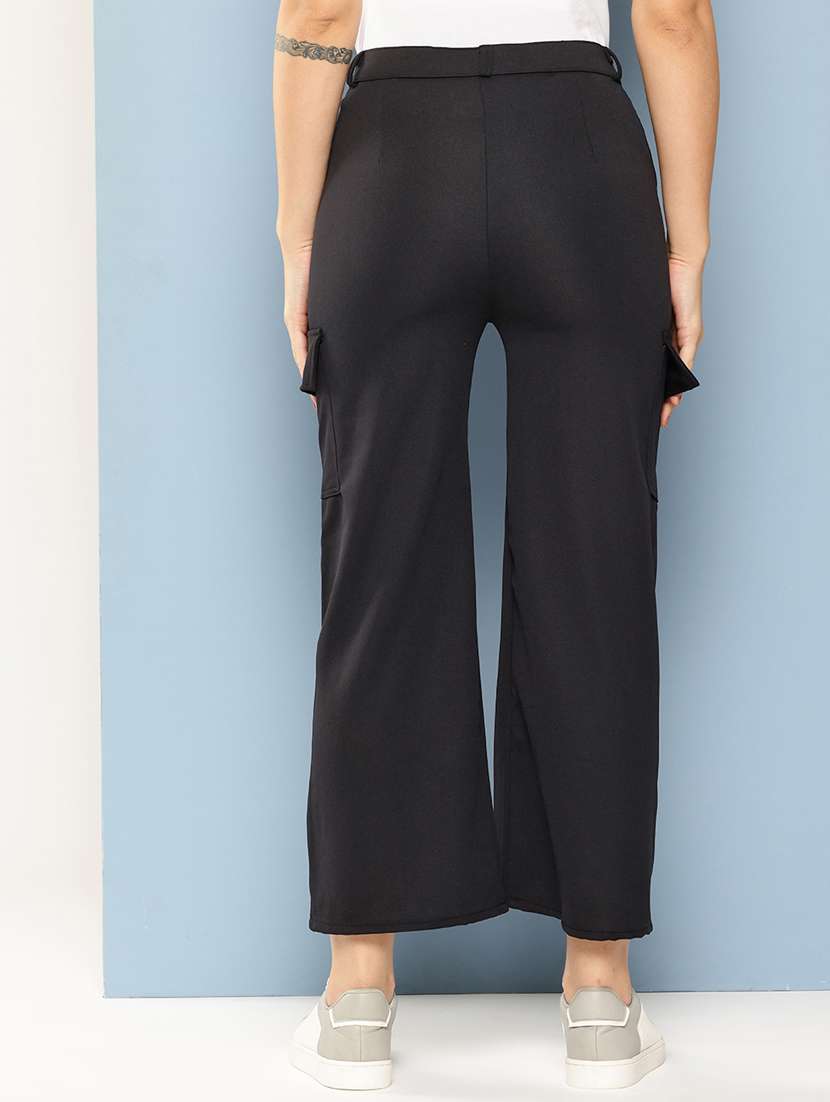 women solid mid rise regular fit cargo - 22224861 -  Standard Image - 2