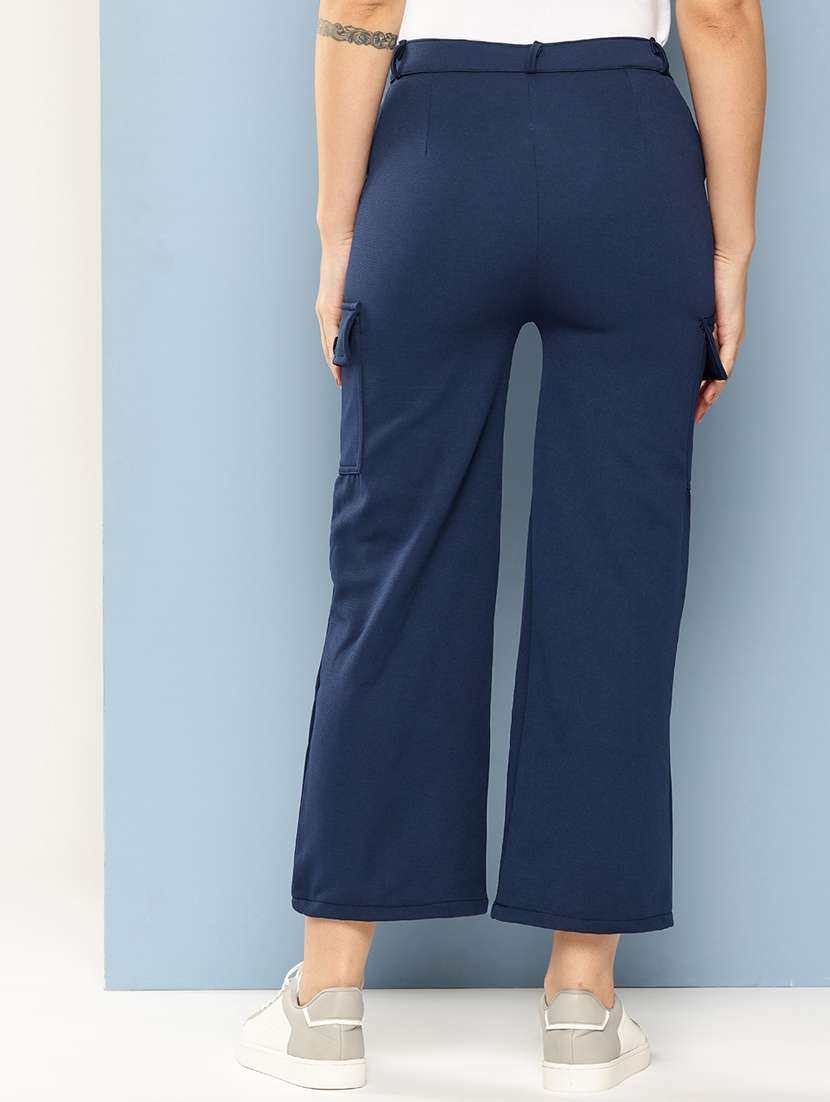 women solid mid rise regular fit cargo - 22224863 -  Standard Image - 2