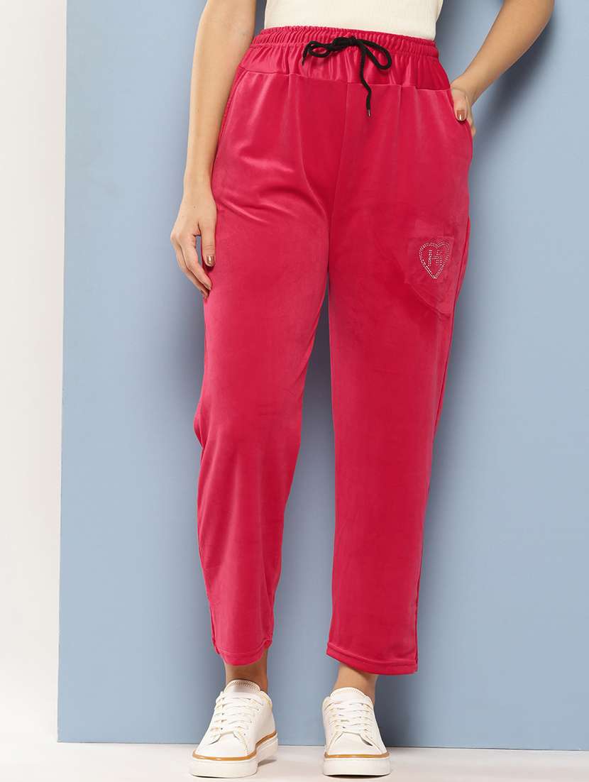 women solid mid rise velvet track pant