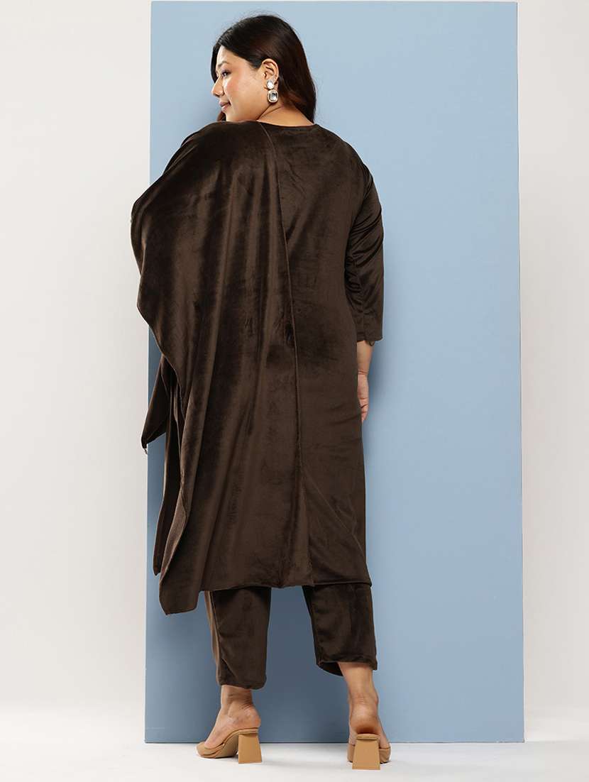 women plus size embellished three quarter sleeve kurta pant with dupatta set - 22224876 -  Standard Image - 2