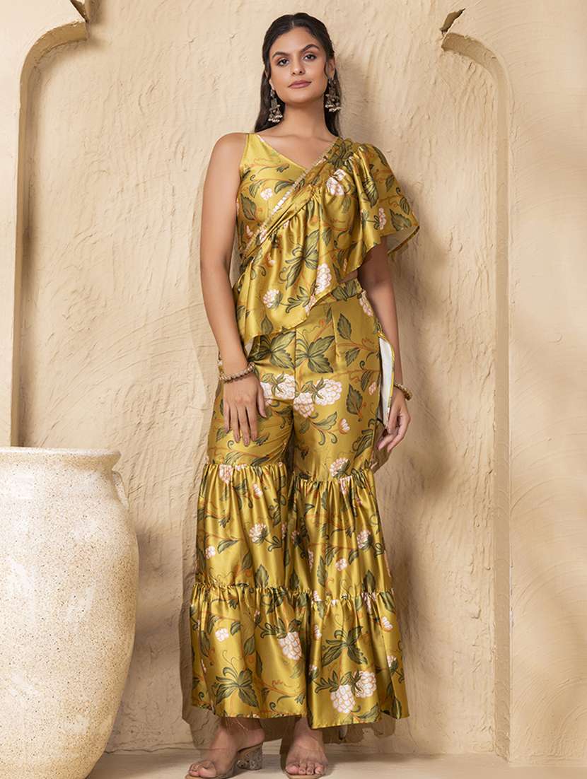 women printed crop top and sharara fusion set