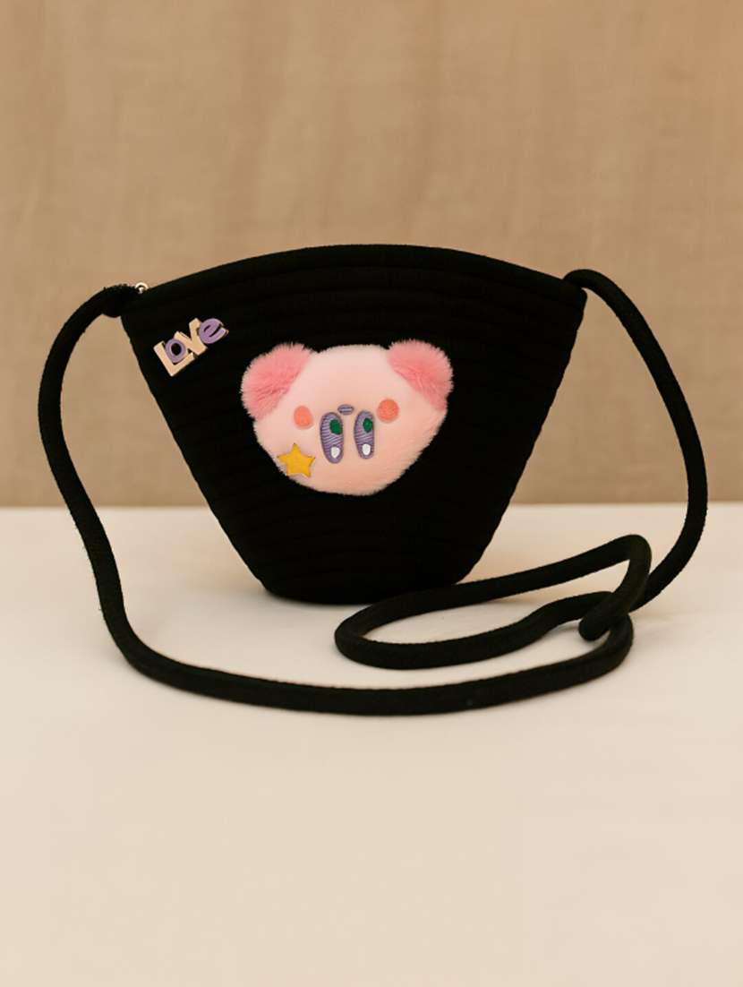  black embroidered shoulder bag