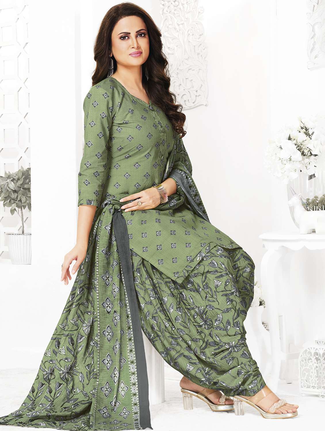 women printed unstitched salwar suit set - 22226372 -  Standard Image - 2