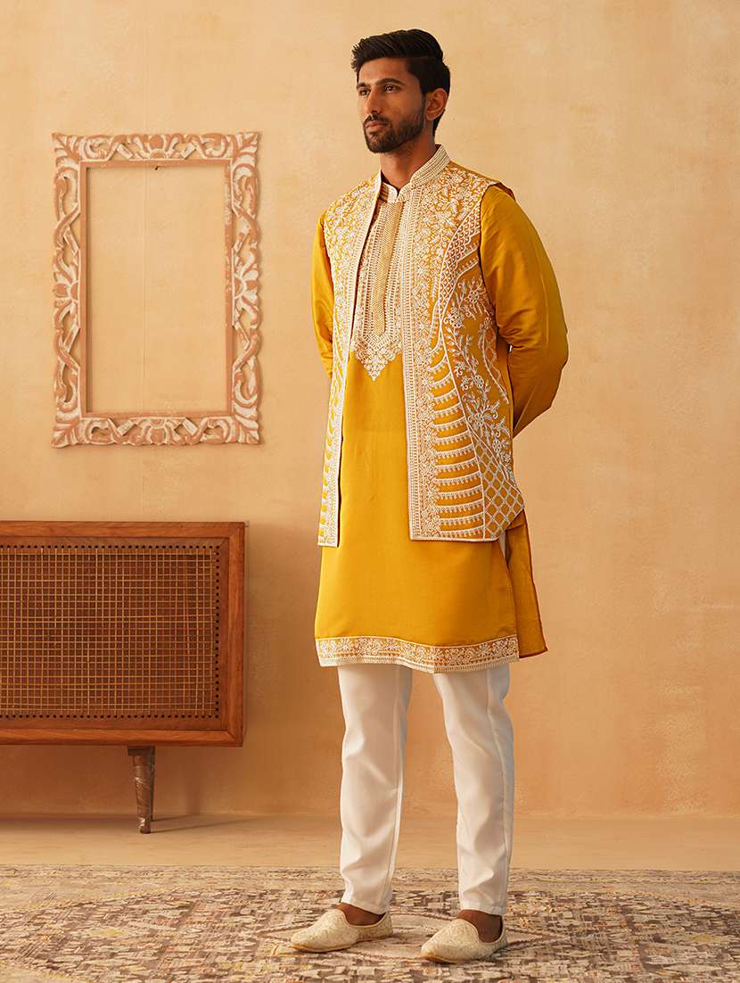 men solid with work mandarin neck kurta pyjama with jacket set - 22226461 -  Standard Image - 2