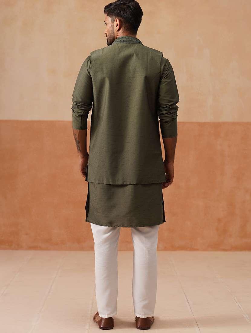 men solid with work mandarin neck kurta pyjama with jacket set - 22226463 -  Standard Image - 2