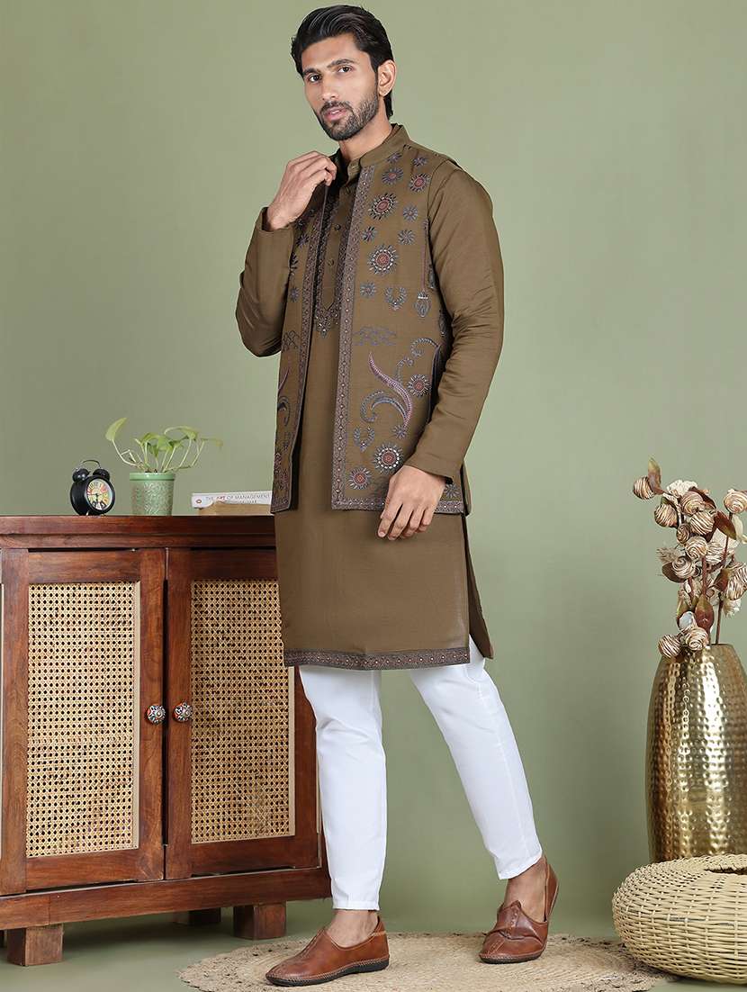 men solid with work mandarin neck kurta pyjama with jacket set - 22226468 -  Standard Image - 2