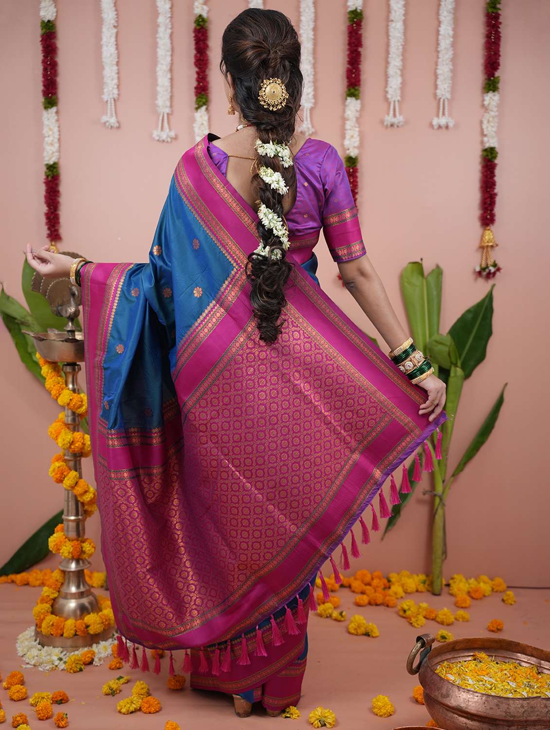 women self design nauvari saree with blouse - 22226495 -  Standard Image - 2