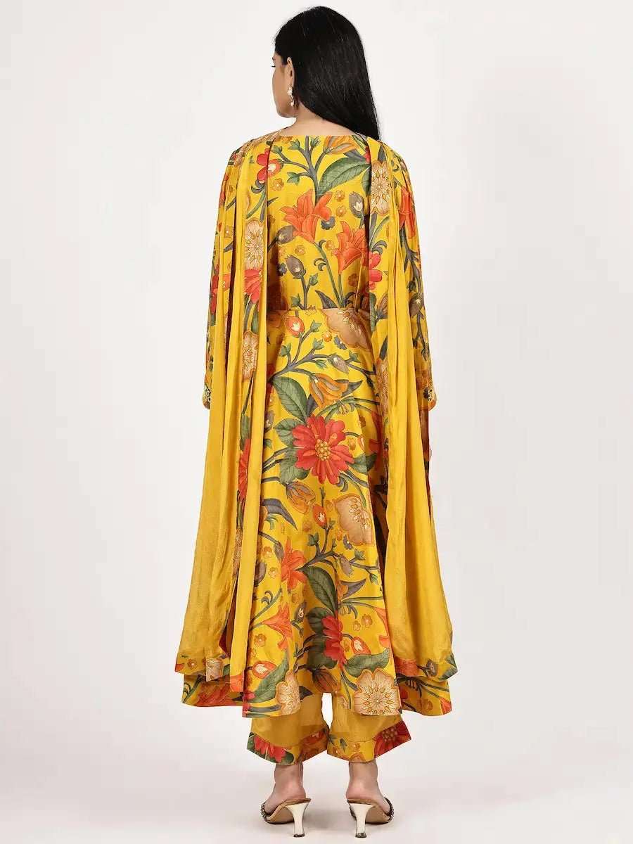 women floral long sleeve kurta pant with dupatta set - 22226550 -  Standard Image - 2