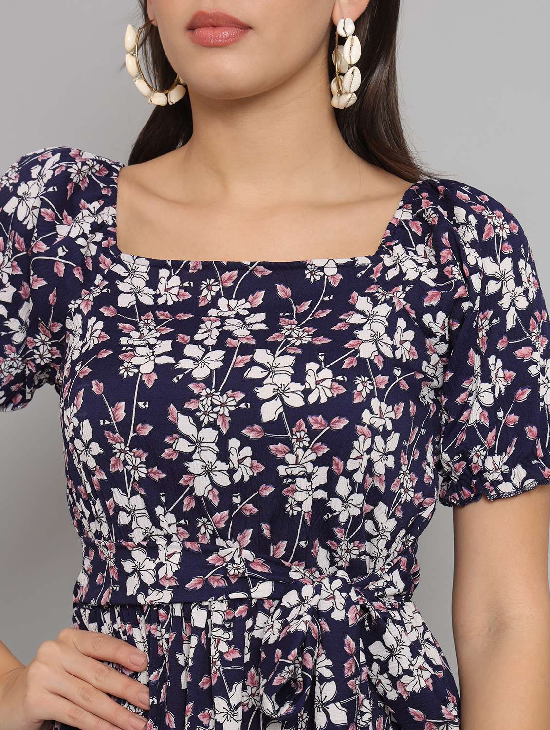 women floral print puff sleeve tiered dress - 22226851 -  Standard Image - 2