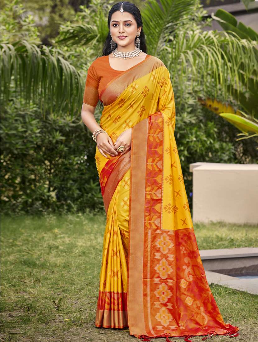 women self design pochampalli saree with blouse