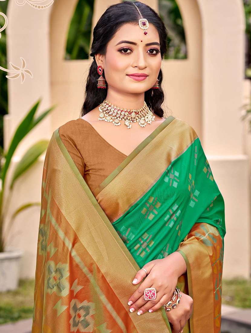 women self design pochampalli saree with blouse - 22226976 -  Standard Image - 2
