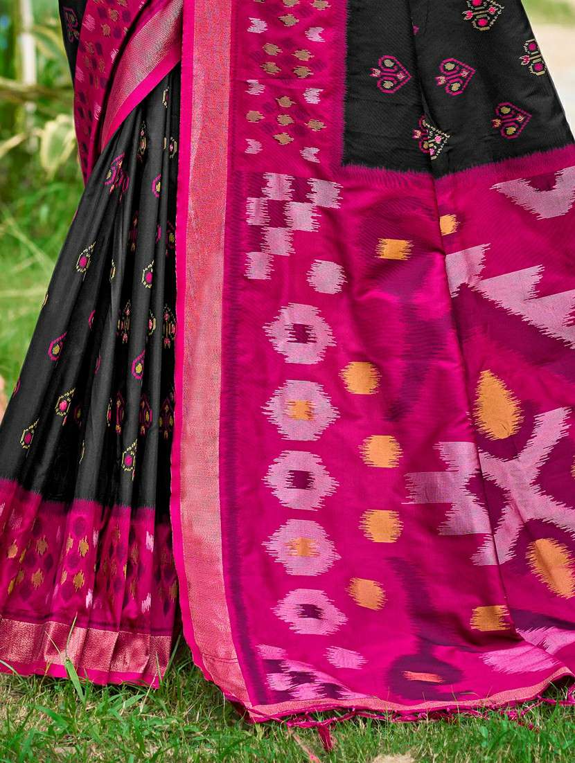 women self design pochampalli saree with blouse - 22227008 -  Standard Image - 2