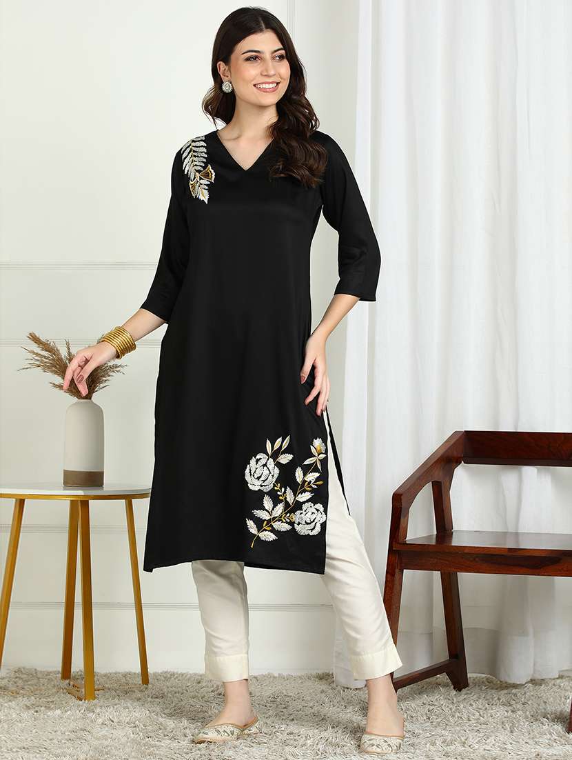 women solid with work three quarter sleeve straight kurta