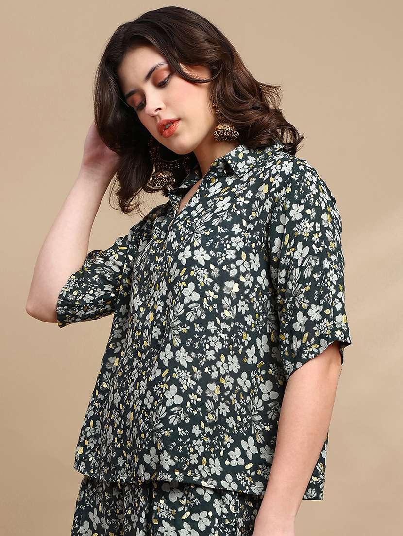 women floral printed short sleeve relaxed fit top - 22227480 -  Standard Image - 2