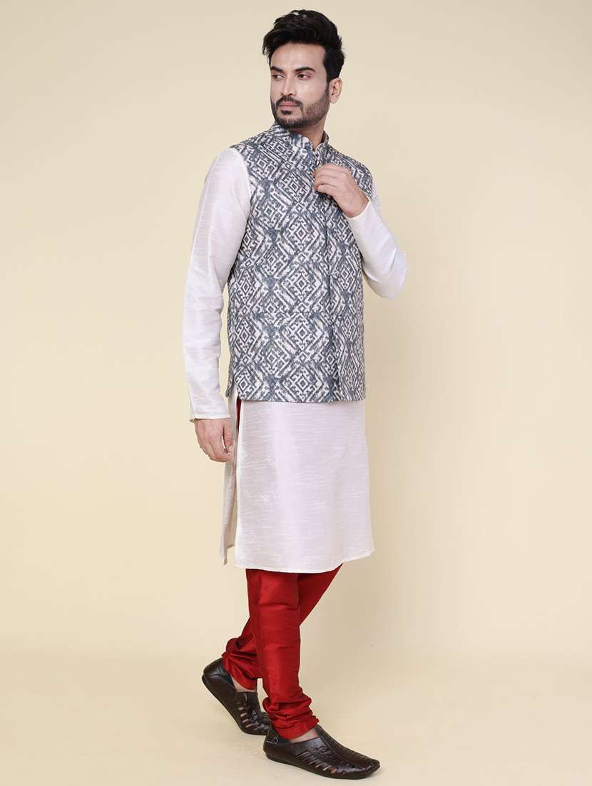 men solid mandarin neck kurta pyjama with jacket ethnic wear set - 22228046 -  Standard Image - 2