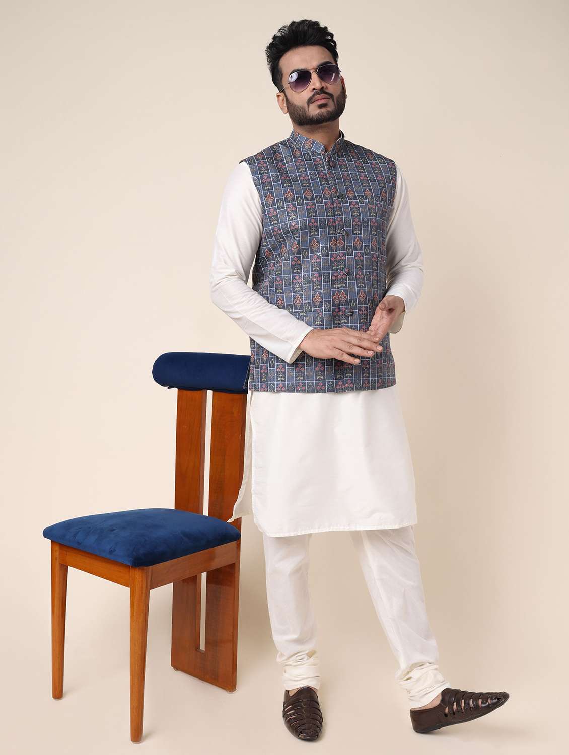 men printed mandarin neck regular fit nehru jacket - 22228105 -  Standard Image - 2