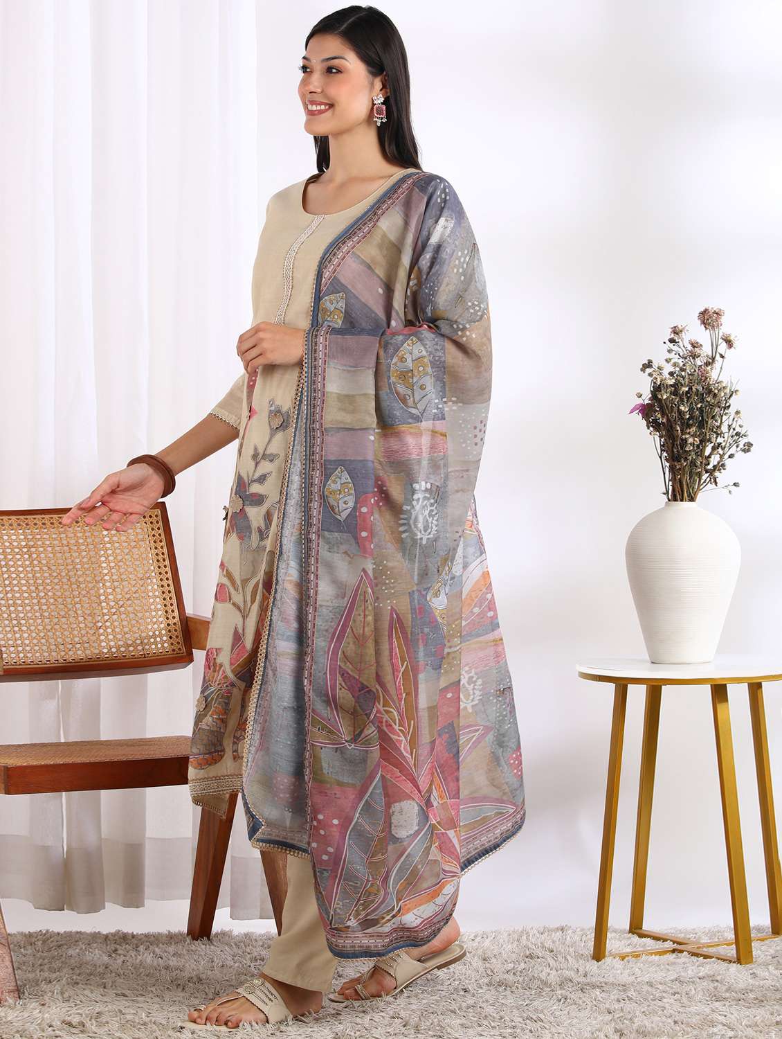 women embroidered kurta pant with dupatta set - 22228277 -  Standard Image - 2