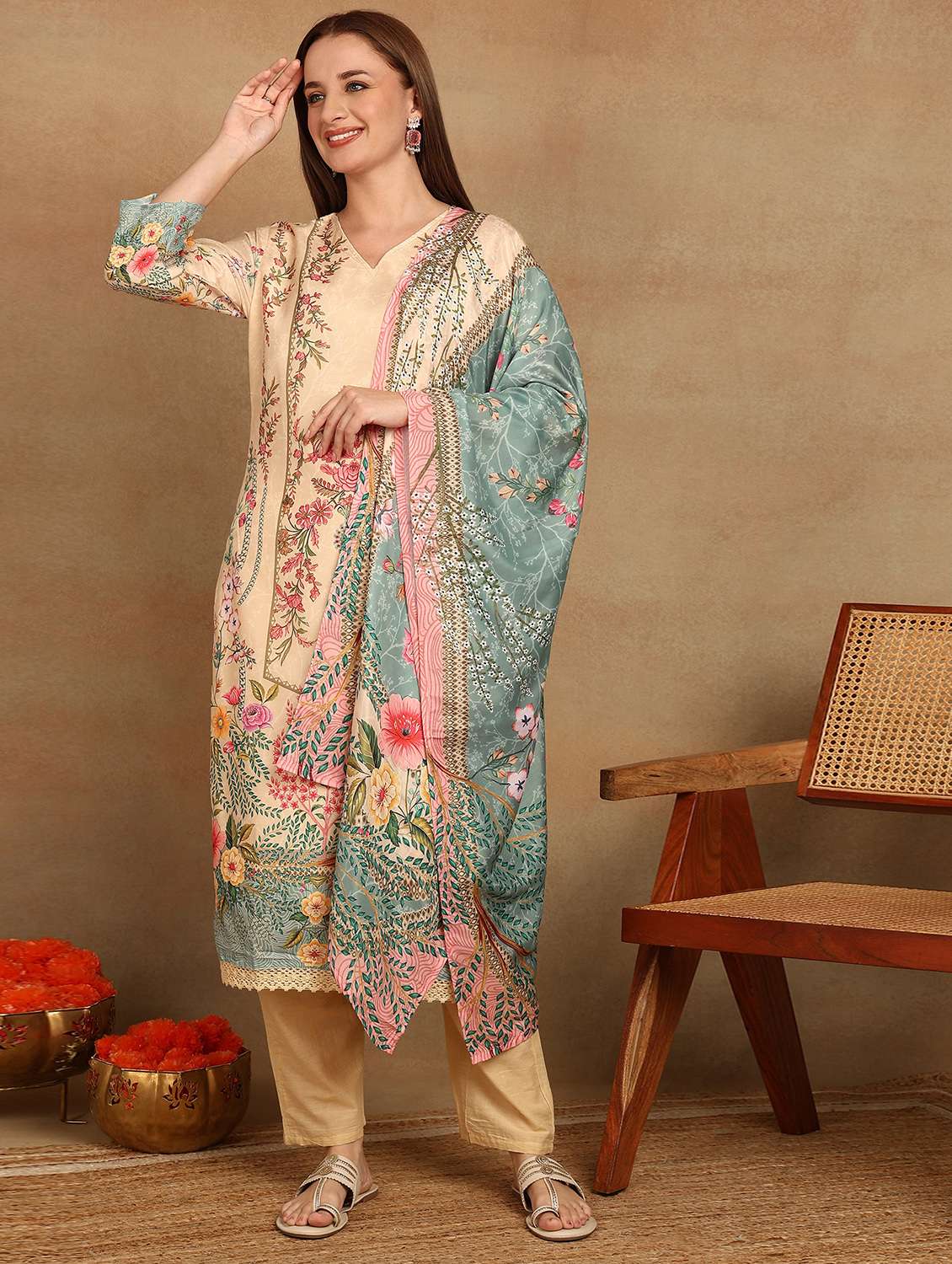 women printed kurta pant with dupatta set