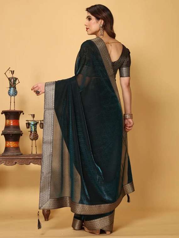 women solid with bordered saree with blouse - 22228516 -  Standard Image - 2