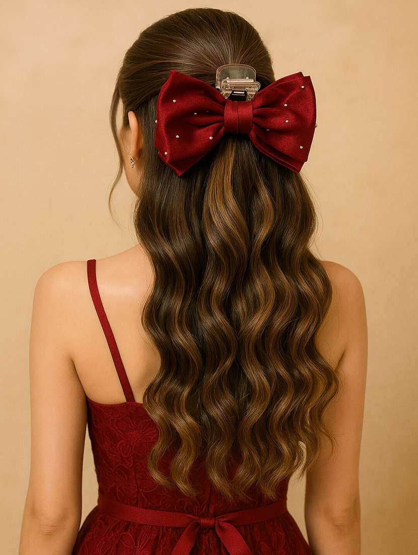 women bow embellished clutcher