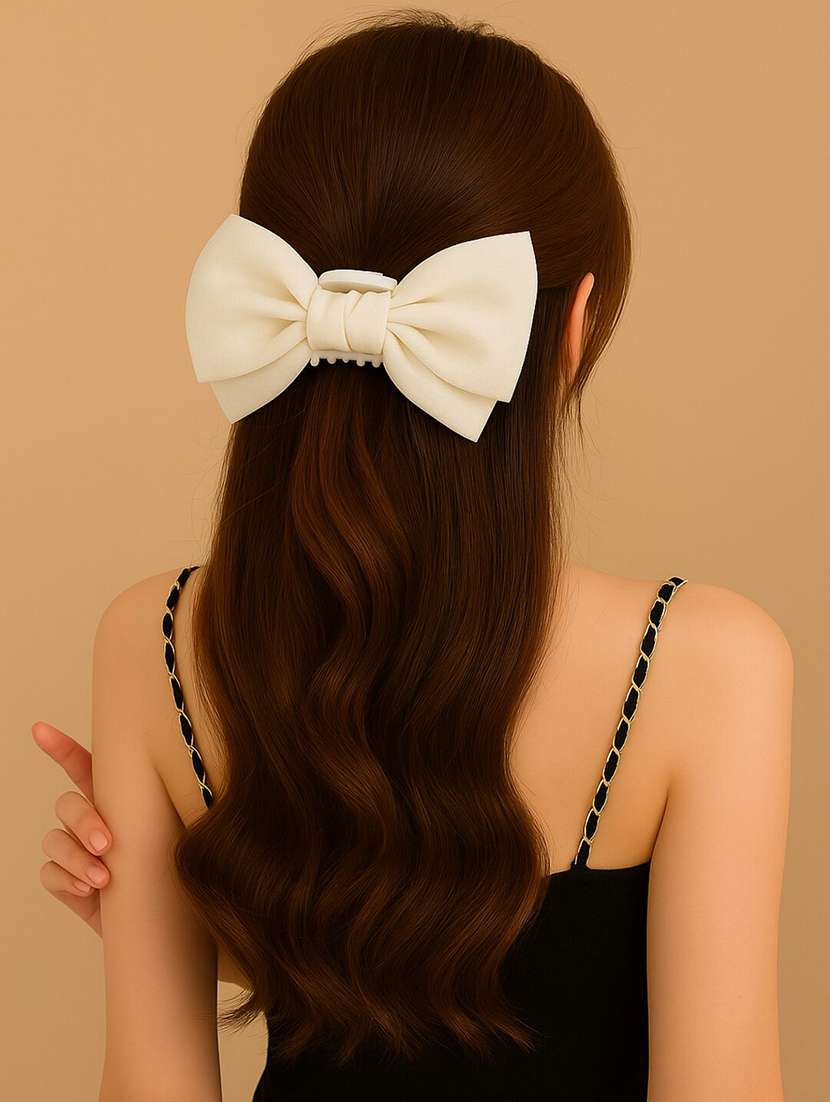 women bow embellished clutcher