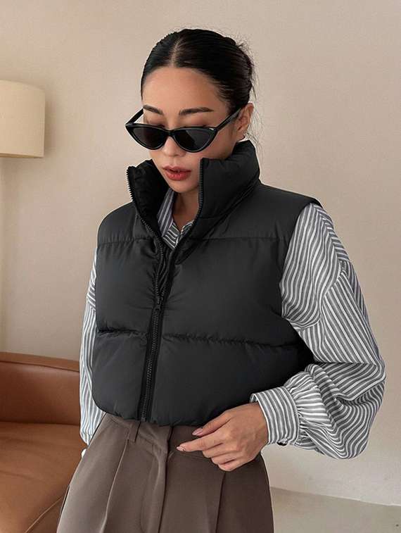 women solid sleeveless puffer jacket - 22228934 -  Standard Image - 2