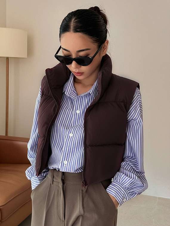 women solid sleeveless puffer jacket - 22228944 -  Standard Image - 2
