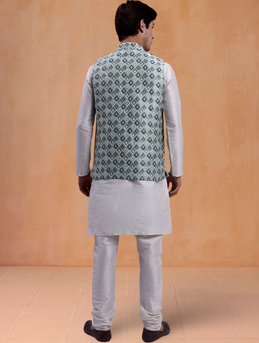 men solid mandarin neck kurta pyjama with jacket ethnic wear set - 22229838 -  Standard Image - 2