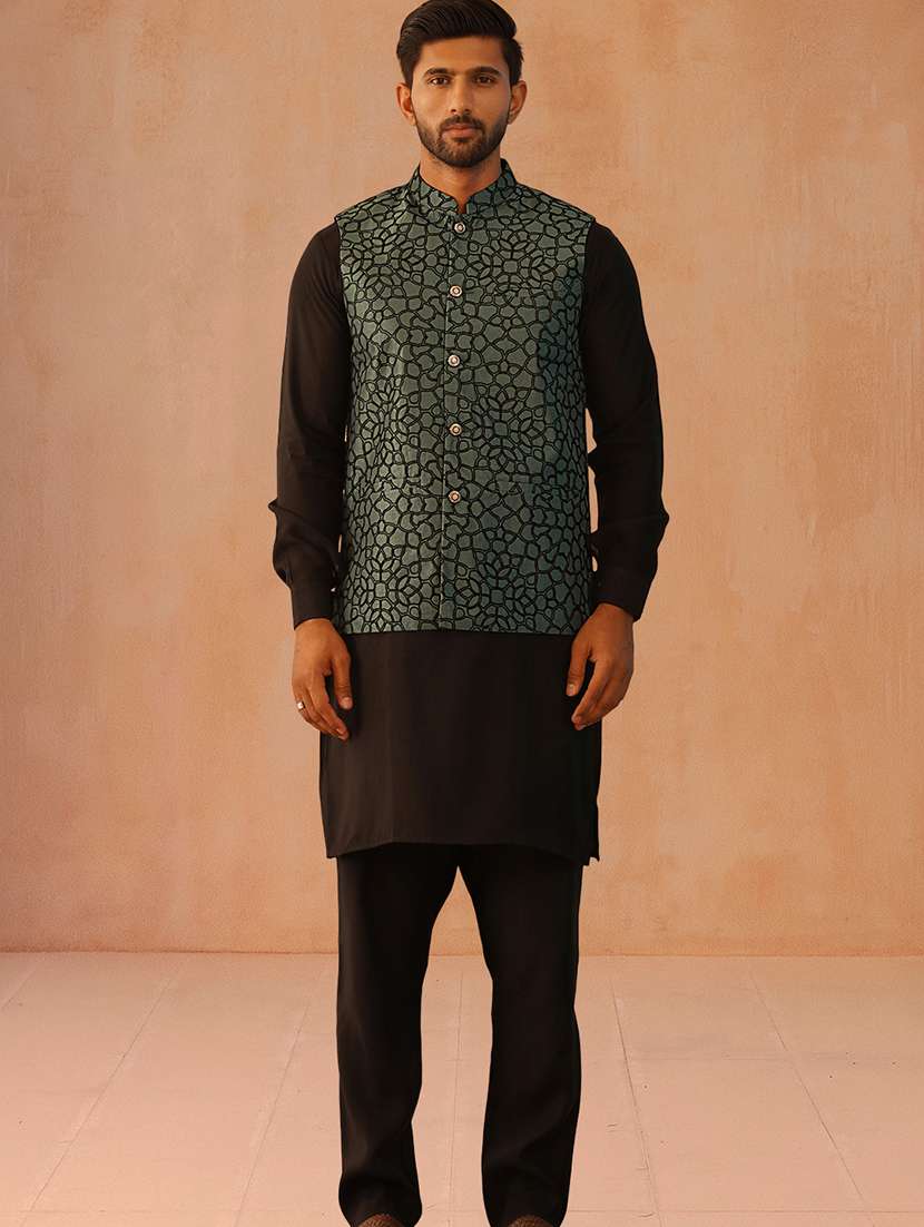 men solid mandarin neck kurta pyjama with jacket ethnic wear set - 22229867 -  Standard Image - 2