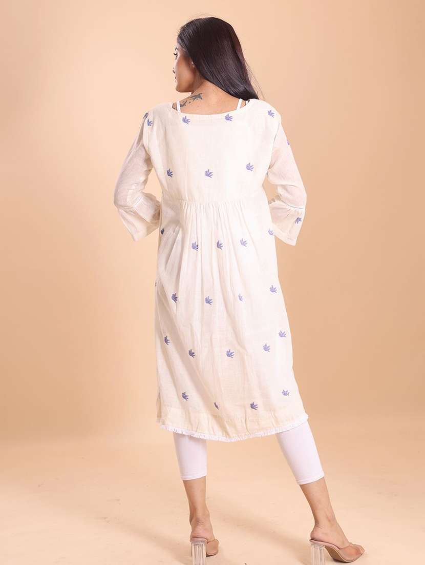 women self design three quarter sleeve a-line kurta - 22231141 -  Standard Image - 2
