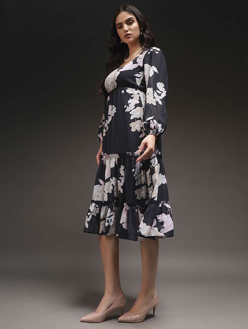 women printed square neck tiered dress - 22231275 -  Standard Image - 2
