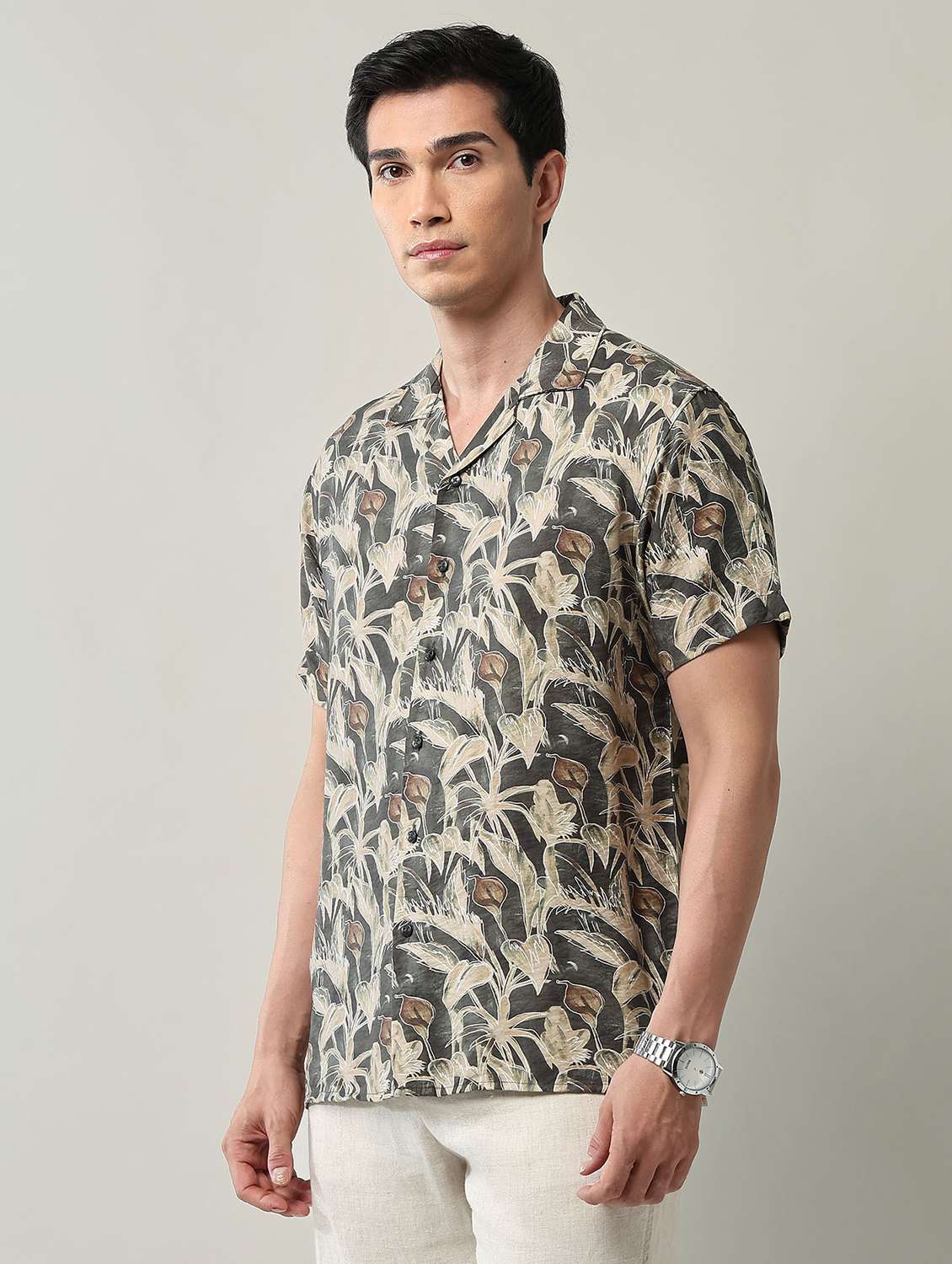 men printed short sleeve regular fit casual shirt - 22231404 -  Standard Image - 2